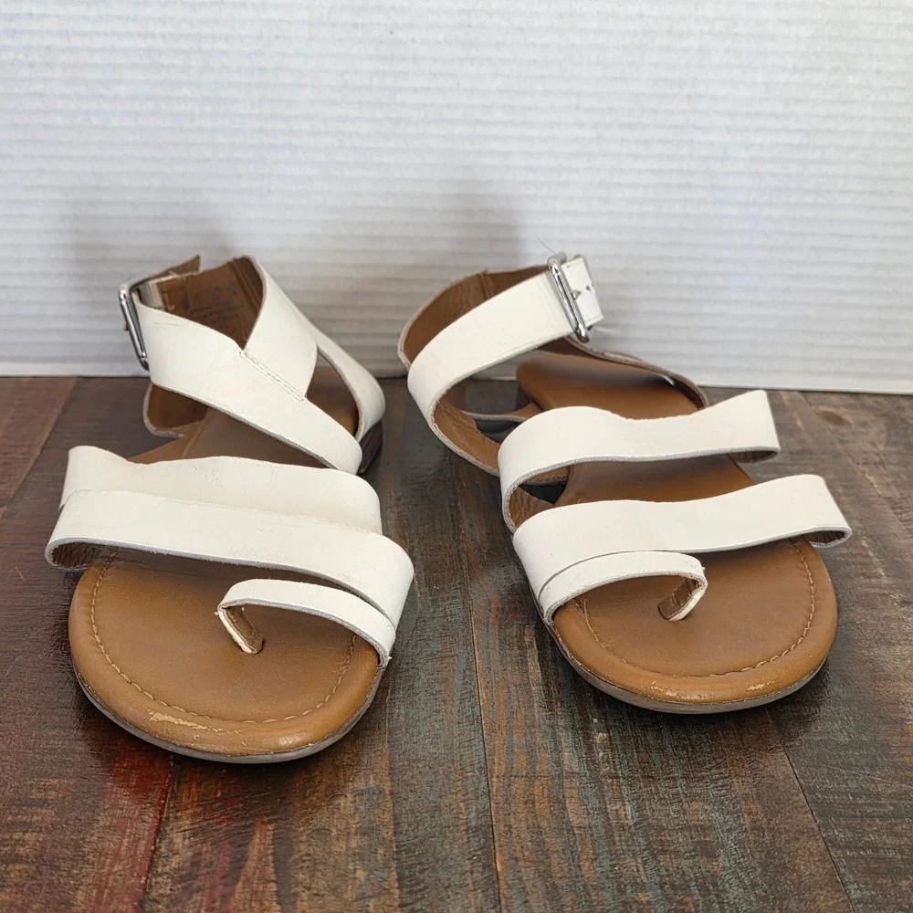 Franco Sarto Galya White Leather Gladiator‎ Sandals Womens Size 9M Strappy Flat